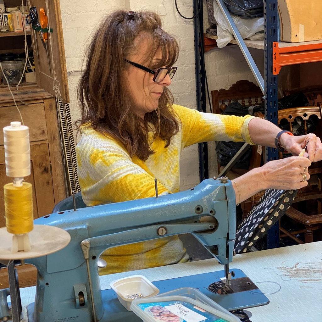 schoolofstuff's tweet image. Sharpen your sewing machine skills! Spend the day with us learning how to make a scatter cushion with piped and zipped cover. 

You’ll learn a useful skill &amp;amp; you could make a great Christmas gift with a personal touch.

Scatter Cushion Saturday | 3 Dec
 
theschoolofstuff.co.uk/courses/7991