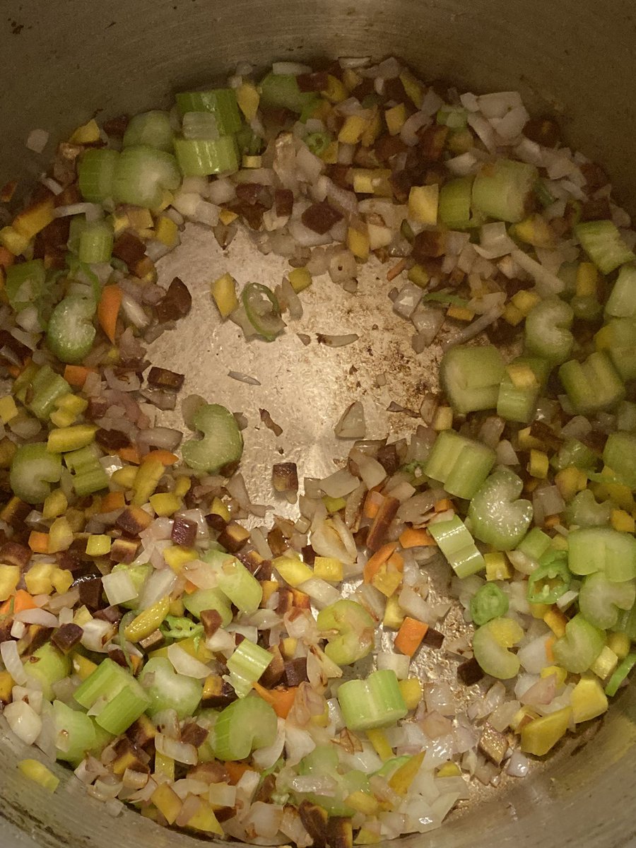 chefdepot's tweet photo. Soup is #healthy ! For recipes  #follow  #cooking #baking #ffood fun #ThursdayThoughts https://t.co/wbtL3tTbCl