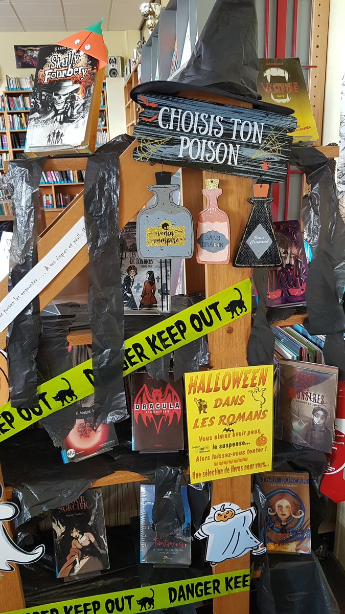 GeraldineB036's tweet photo. Le #CDI du collège @LaFayette036 @ac_orleanstours s est transformé pour #Halloween Si vous aimez avoir peur, venez découvrir l'effrayante sélection de #livres au CDI et participer au #concours de dessin. #lecture #litteraturejeunesse #animationlecture #ProfDoc https://t.co/08uDVfFWql