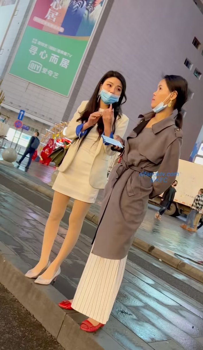 IfcEw's tweet photo. 2022KFC最新CD系列，全是丝袜美女，极品资源 https://t.co/csAVZfFMDa