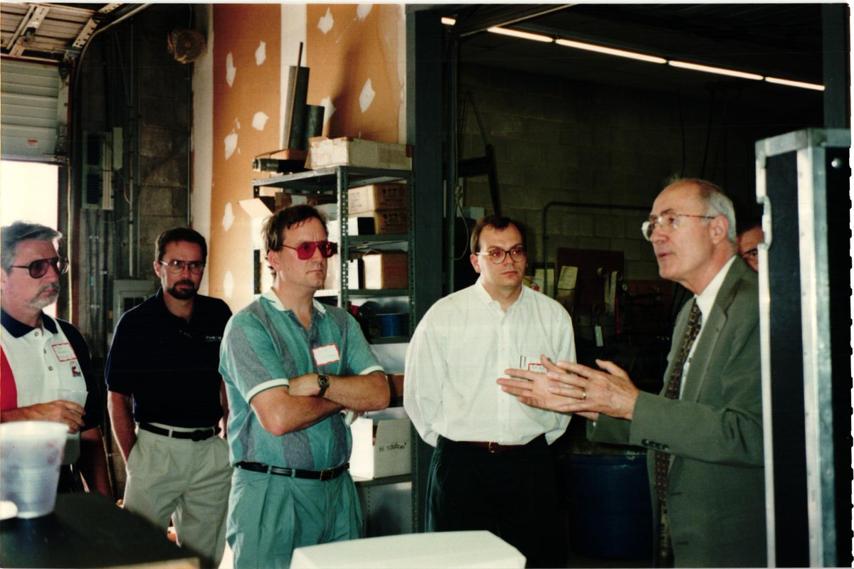 FirelineCorp's tweet photo. Throwback Thursday - Fireline 1995

#tbt #throwbackthursday #fireline #firelinecorp #firelinefamily #baltimore #firesafety #employeeappreciation #legacy #familybuisness https://t.co/0Mrme2Z5Xv