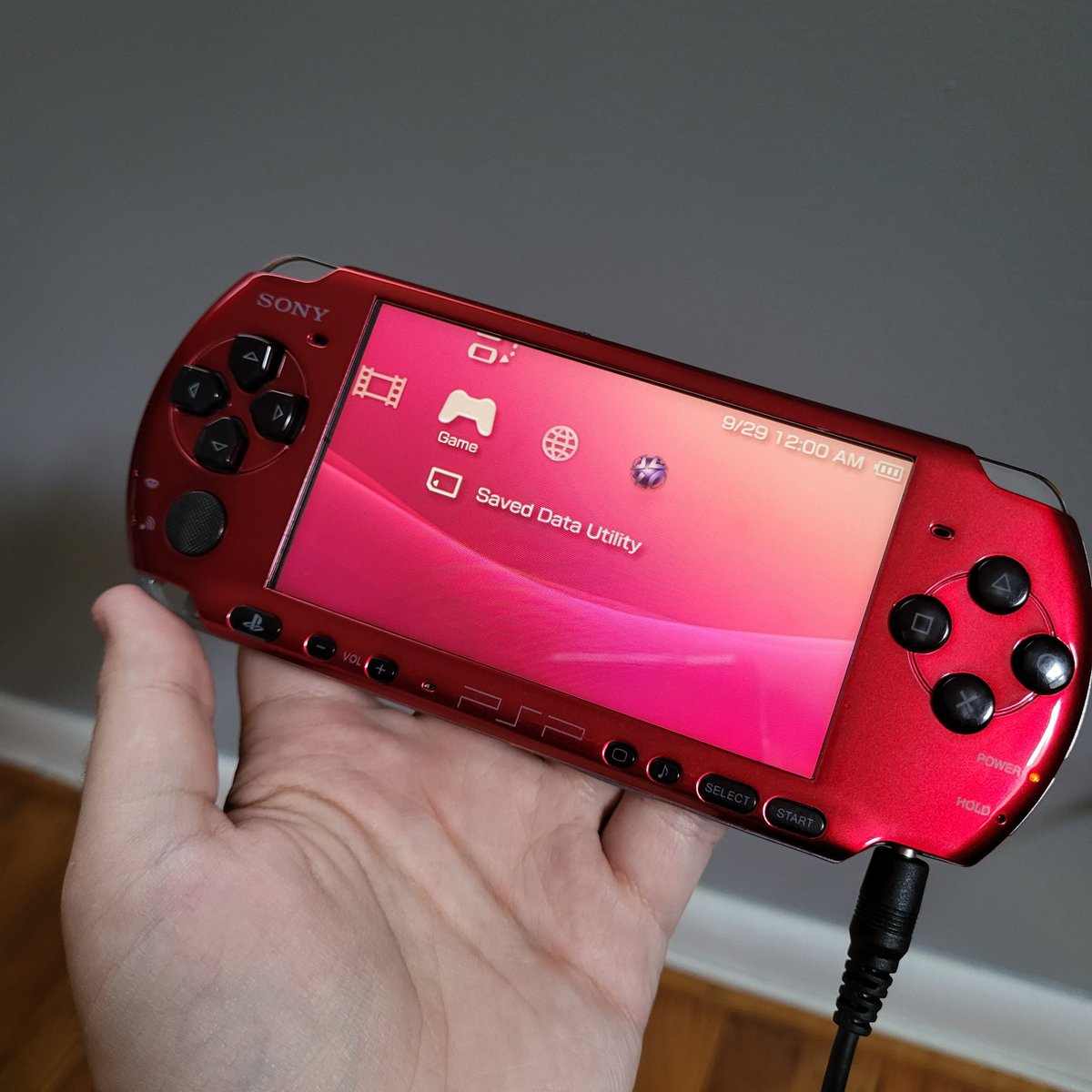 DeltaDriveGames's tweet image. PSP 3000 reshell/refurbish! Needed a bit of internal work as well such as a new L button/D Pad board, but now she's as good as new! #PlayStation #RETROGAMING