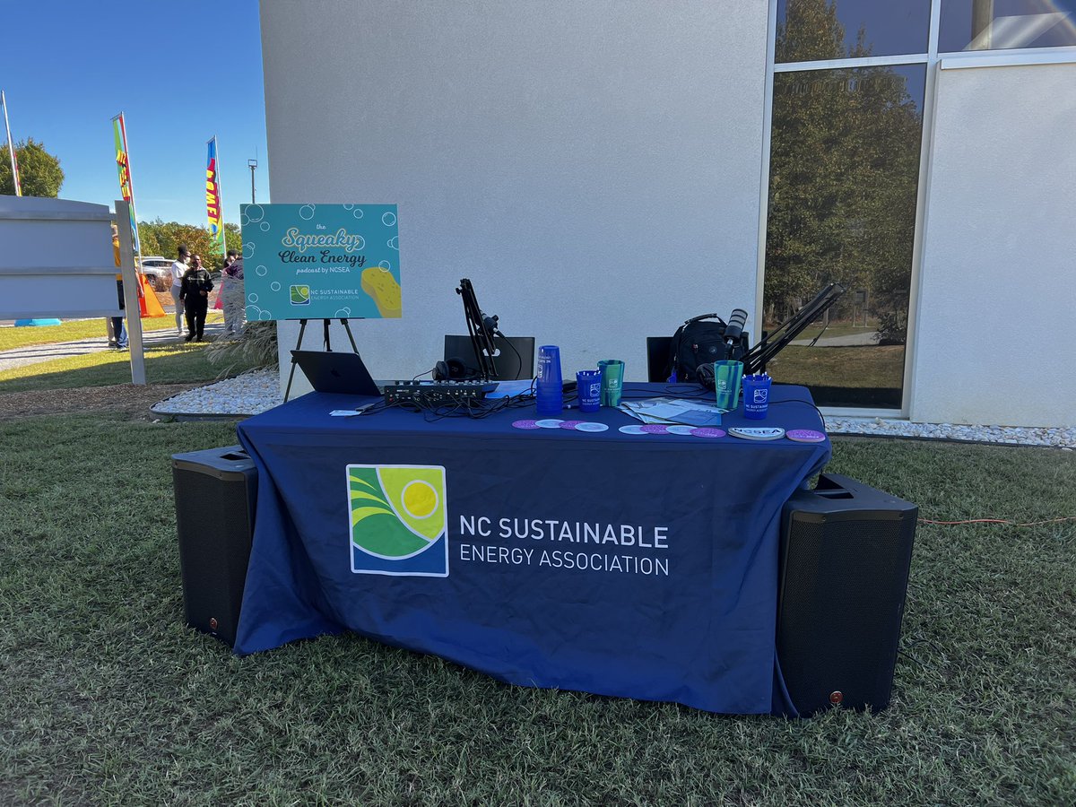 nccleanenergy's tweet photo. #SolarFest is underway here in Roanoke Rapids hosted by our friends at the @center4ee_! Presentations from @NCDEQ, @NC_Governor, @GeenexSolar and many others! https://t.co/BH0dKUCqRQ