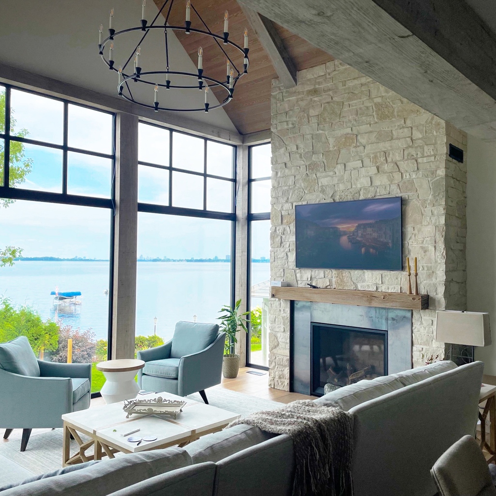 kulgrilles's tweet image. Relax in luxury, right on the lake. ⁠

kul grilles vent covers in Black Monolith blend seamlessly with this modern lakehouse’s dark industrial finishes. We wouldn’t mind heading into winter in this warm lakeside space.  
#moderndesign #interiordesign #modernbuild #lakesideliving