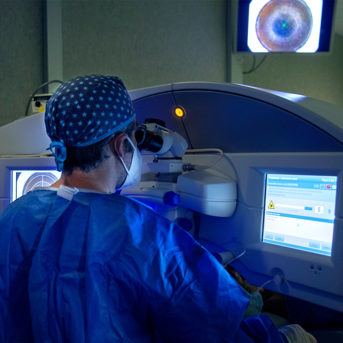 centrobarraquer's tweet photo. ¿Tienes miopía, hipermetropía o astigmatismo y estás pensando en operarte para reducir el uso de las gafas o las lentillas? En #Barraquer seguimos un minucioso protocolo para garantizar el mejor resultado para cada paciente. Estos son los pasos que seguimos en la primera visita: https://t.co/133aaenSlv
