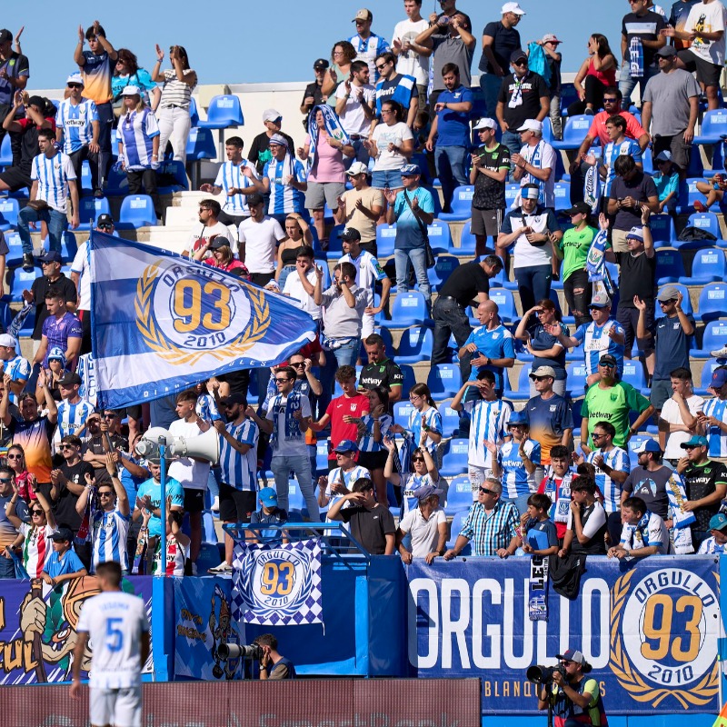 CDLeganes's tweet photo. 🎟️ 𝗘𝗡𝗧𝗥𝗔𝗗𝗔𝗦 | Ya a la venta las localidades para el #LevanteLeganés del próximo 16 de octubre al precio de 1⃣5⃣€.