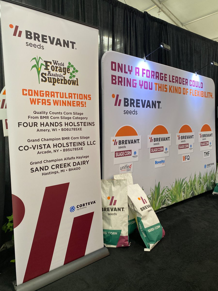 BrevantseedsUS's tweet photo. Congrats to the 2022 @WDExpo World Forage Analysis Superbowl winners! Continuing to set the gold standard in silage.
 
🏆Grand Champion BMR Corn Silage: Co-Vista Holsteins 
🏆Quality Counts Corn Silage: Four Hands Holsteins
🏆Grand Champion Alfalfa Haylage: Sand Creek Dairy https://t.co/K24gIKoE7b