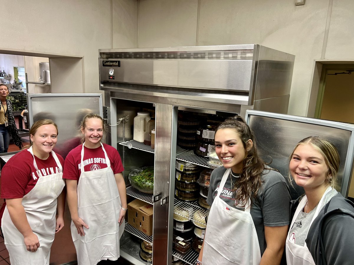 Always a good day for @AQSoftball lending a hand at God’s Kitchen! @ccwestmi