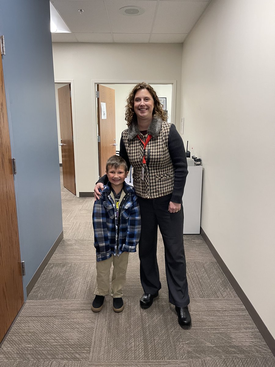 PWEmagic's tweet photo. A Good News Call of the Day goes to Ethan! He is great at following directions, participating in class and making new friends! #montimagic https://t.co/g58wEOeeks