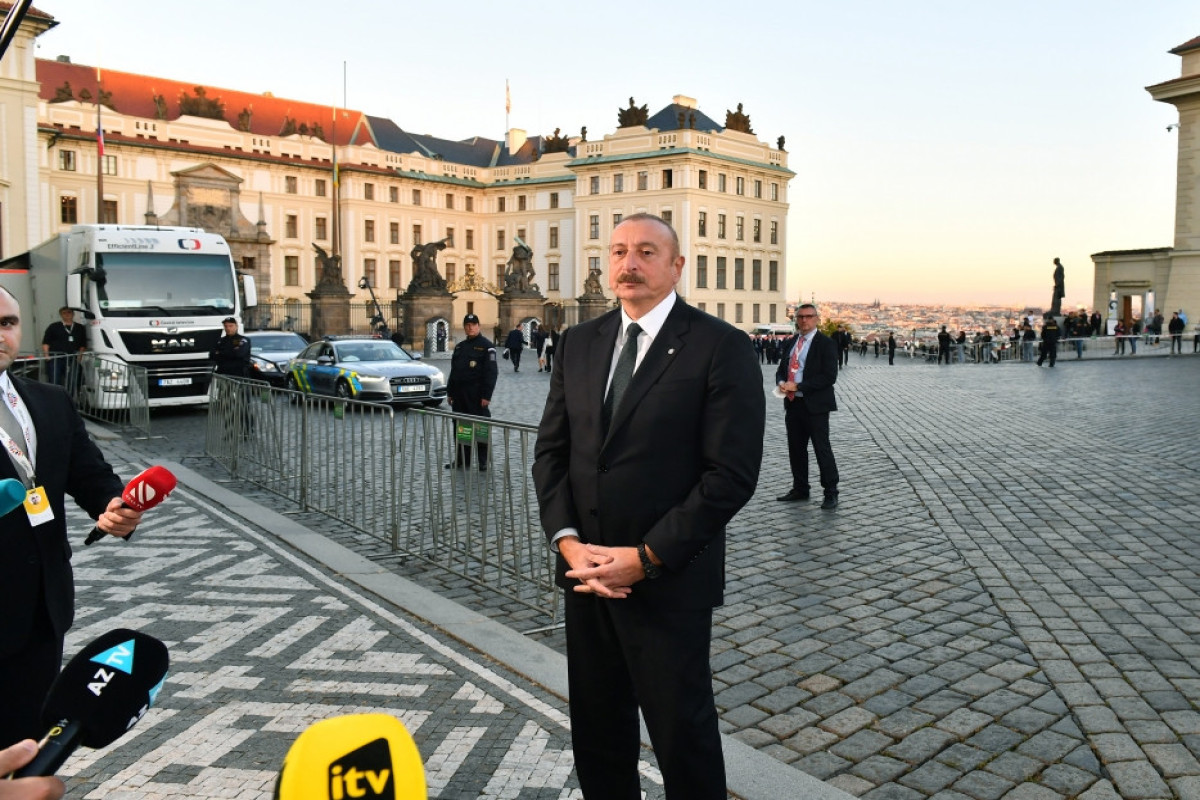 icunion_az's tweet photo. President Ilham Aliyev 🇦🇿:
- #Armenia|n terrorism against #Azerbaijan continues &amp; must be stopped;
- I hope that we're slowly getting closer to peace;
- Today, 🇦🇿's energy resources are in greater demand in #Europe;
- We plan to at least double gas exports to Europe.
@presidentaz https://t.co/APJWX4vmAY