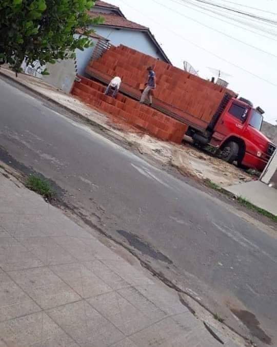 Ahorita que terminen,  les voy a hacer una pequeña observación...
 🤣🤣🤣