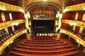 AndresLimaFA's tweet photo. Hoy nuestro Teatro Larrañaga de Salto está cumpliendo 140 años de historia. Lo encuentran con un pasado de trayectoria internacional y mejoras y actualizaciones permanentes que lo siguen colocando entre las mejores salas del país. Además con eventos relevantes para celebrarlo. https://t.co/4dOqec5Lik