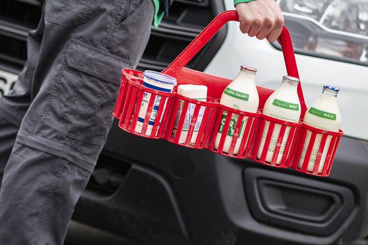 ♻ Happy Recycling Week! ♻

We always like to do our part for the #environment, and we encourage others to do the same.

Did you know our glass milk bottles are reusable and recyclable, averaging 69 trips each?

What will you do to make a difference this week? 

#RecyclingWeek