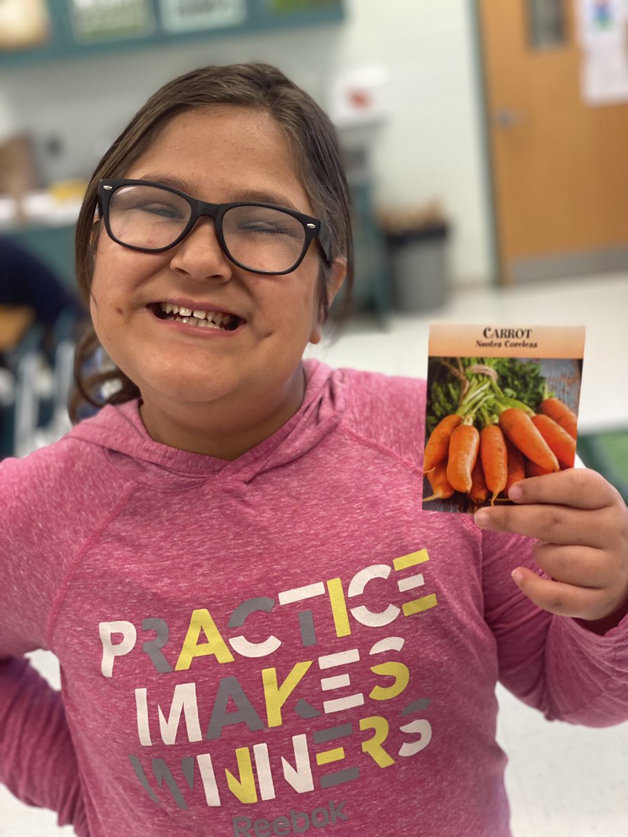 CPES_Ballstars's tweet photo. Sunshine carrots are yummy! @PWCSNutrition thanks for a delicious lunch and the fun prize! Can’t wait to grow carrots in class! @CPES_Cheetahs https://t.co/crtcWcMt5B