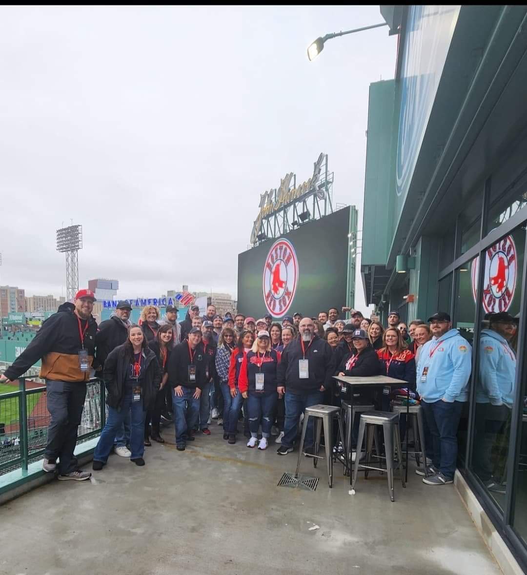 itsda19's tweet photo. Amazing day with #Oaktown Coaches and Trainers celebrating all they've done! What an incredible experience for a truly deserving crew!! @JONHILL86 @Oakland_CallCtr https://t.co/QjfEFSG02i