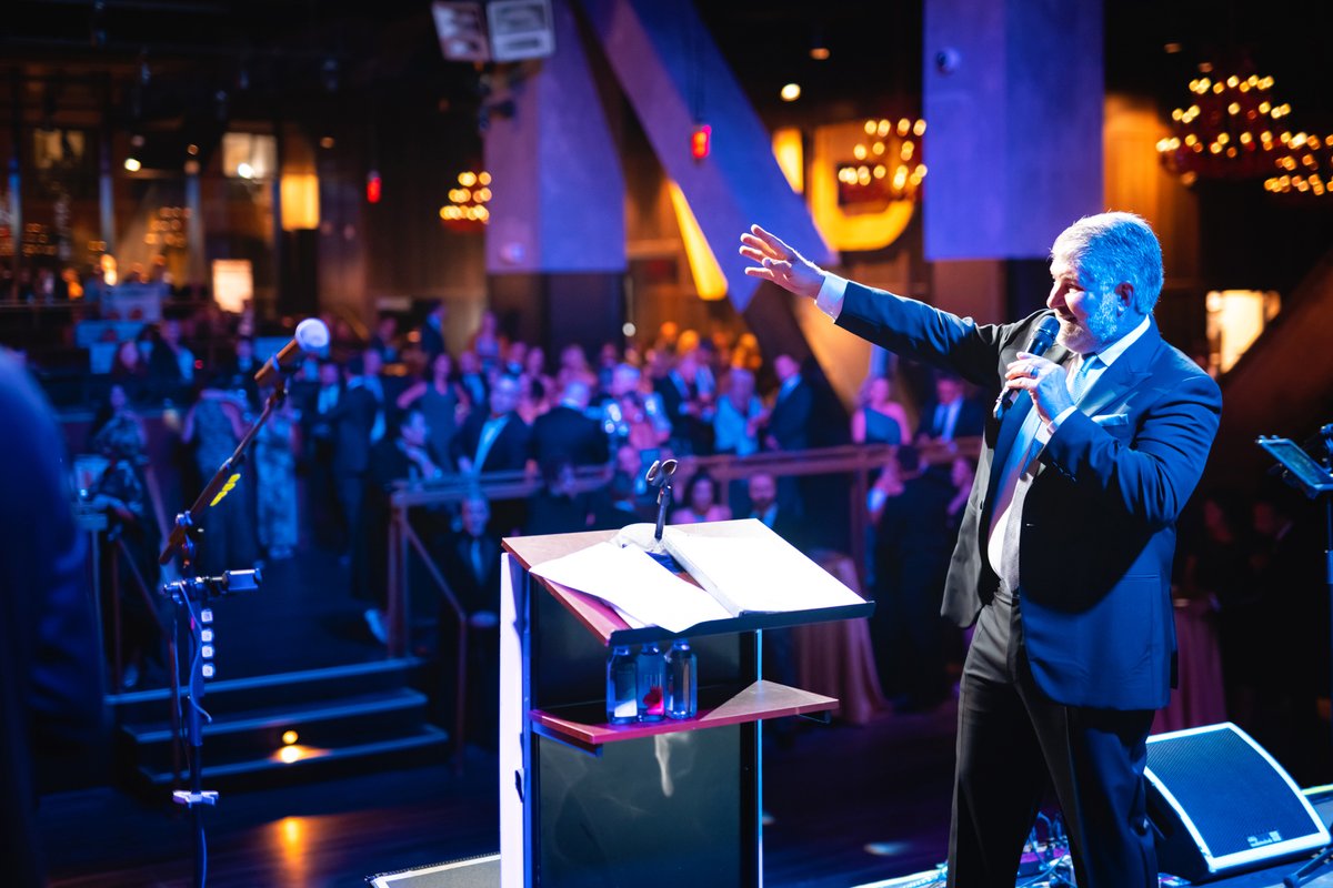 Ray Bourque tweet media