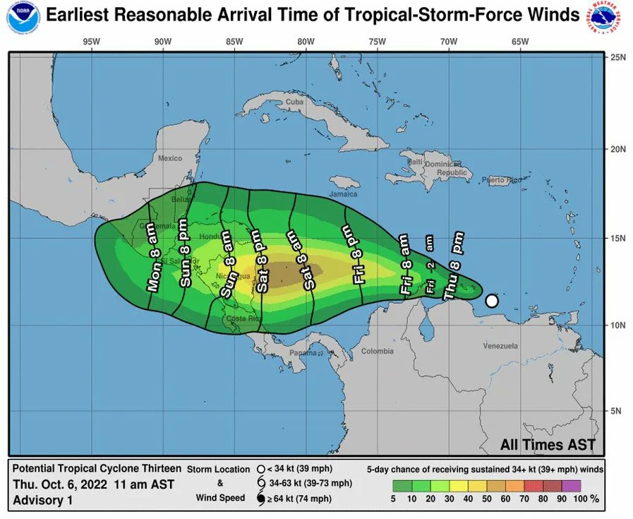 quinnannette's tweet photo. El Centro Nacional de Huracanes le ha dado trayectoria a la perturbación en el sur del mar Caribe dónde se espera que se convierta en tormenta tropical durante los próximos días.
Fuerte lluvia se esperan a través de las Islas ABC y partes del norte de Sudamérica. https://t.co/1FKn8Zb0fG