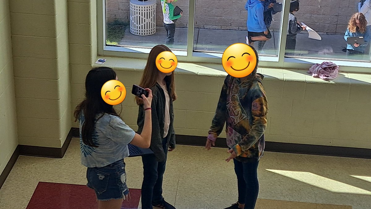 KarysMex's tweet photo. Getting ready to sell Renaissance inventions...in Spanish 😍
@ParticipateLrng 
#unitedweteach https://t.co/vaXeZFUCPL