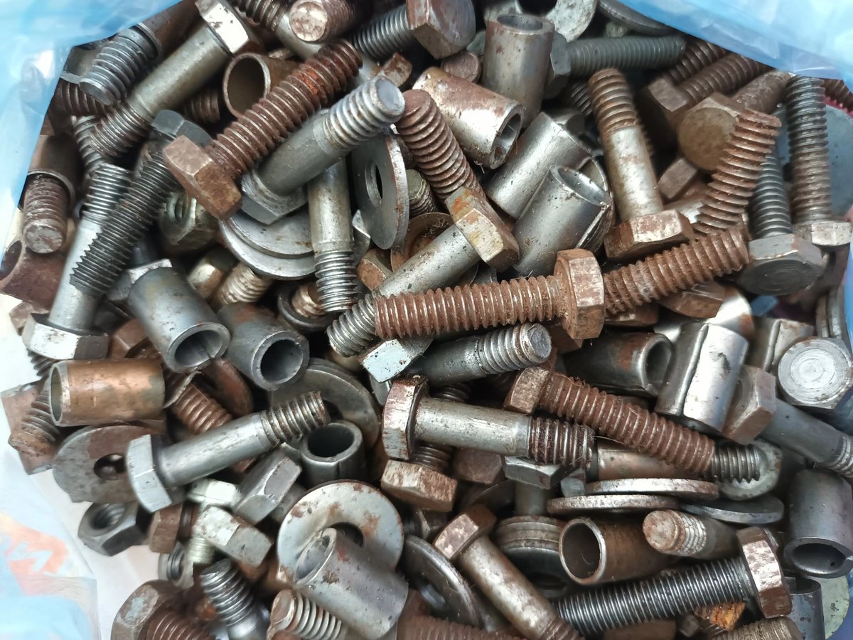 DosbarthPump's tweet photo. A great start to our loose parts collection #outdoorlearning #looseparts #KS2 #bitsnbobs #enterprisingandcreative https://t.co/ZYmJBQ1jAX