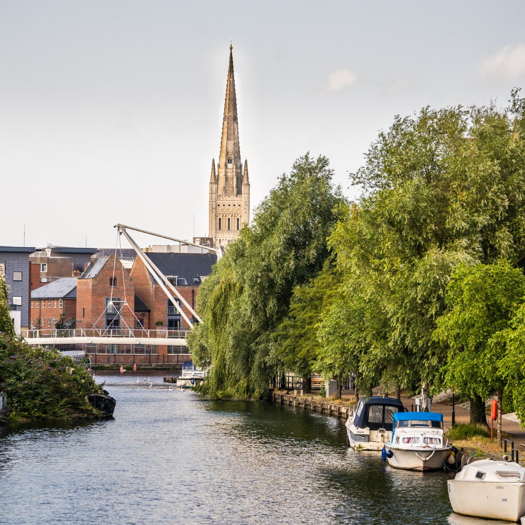 NorwichBIDUK's tweet photo. We’re incredibly excited to launch our brand new project, @WorkInNorwich! 

We're attracting business owners and entrepreneurs looking to move or start their business, as well as professionals wishing to relocate.

#NorwichBID #WorkInNorwich #TownFund #NorwichTownDeal https://t.co/FNvgfXRMW7