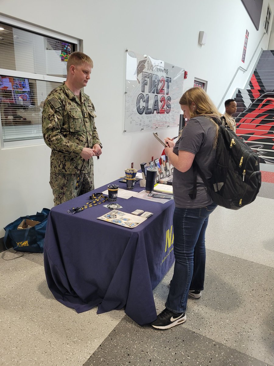 WCHS_CTE's tweet photo. Today, West Cabarrus students were given the opportunity to gain information about future military career options with the Navy and Marines during a weekly "Lunch &amp; Learn Series" hosted by our Career Development Coordinator Mr. Wearing. @CTEforNC @CabarrusCTE @CabarrusWest https://t.co/xLaSzHAWfs