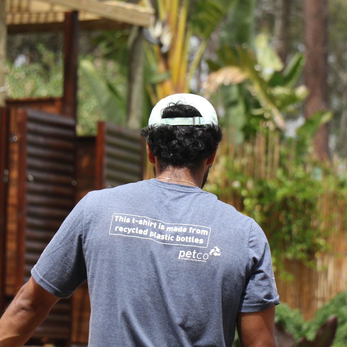 Greenpop's tweet photo. A big thank you to our sponsor @PETCO_SA for helping us tread lightly at our Eden FOA!β»οΈ
PETCO have sponsored our team tee shirts for our Eden FOA, which are made from recycled plastic bottles, and our recycling station & waste activation station.
#PETCO #SeparateatSource https://t.co/3yN49LcjBt