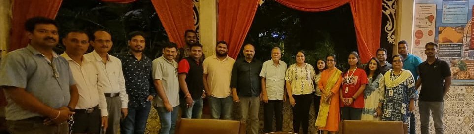 raghavk03's tweet photo. Quick coffee run with the team Today! 
Had a good discussion about #wellbeing and #worklifebalance
@ESQUARESYSTEM @Dhirukhandelwal @vedikaaa_k https://t.co/2ccvgzH5SU