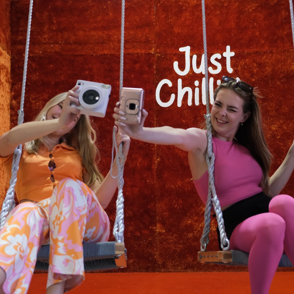 Instax_ZA's tweet photo. You know what makes the perfect friendship? Matching Instax cameras! 😍
#instax #instaxsa #instaxideas #instaxcamera https://t.co/mjfZqktPPr