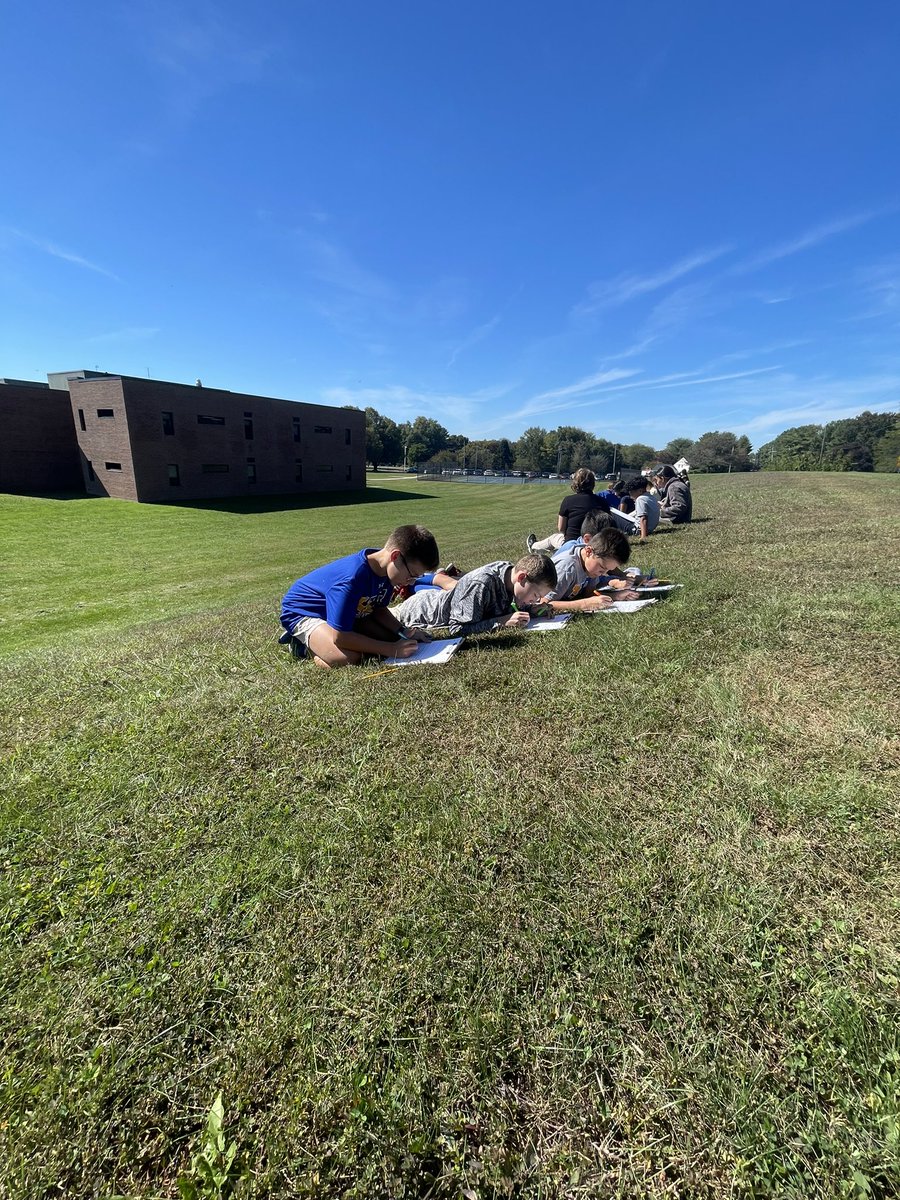 Mrs. Medina tweet media