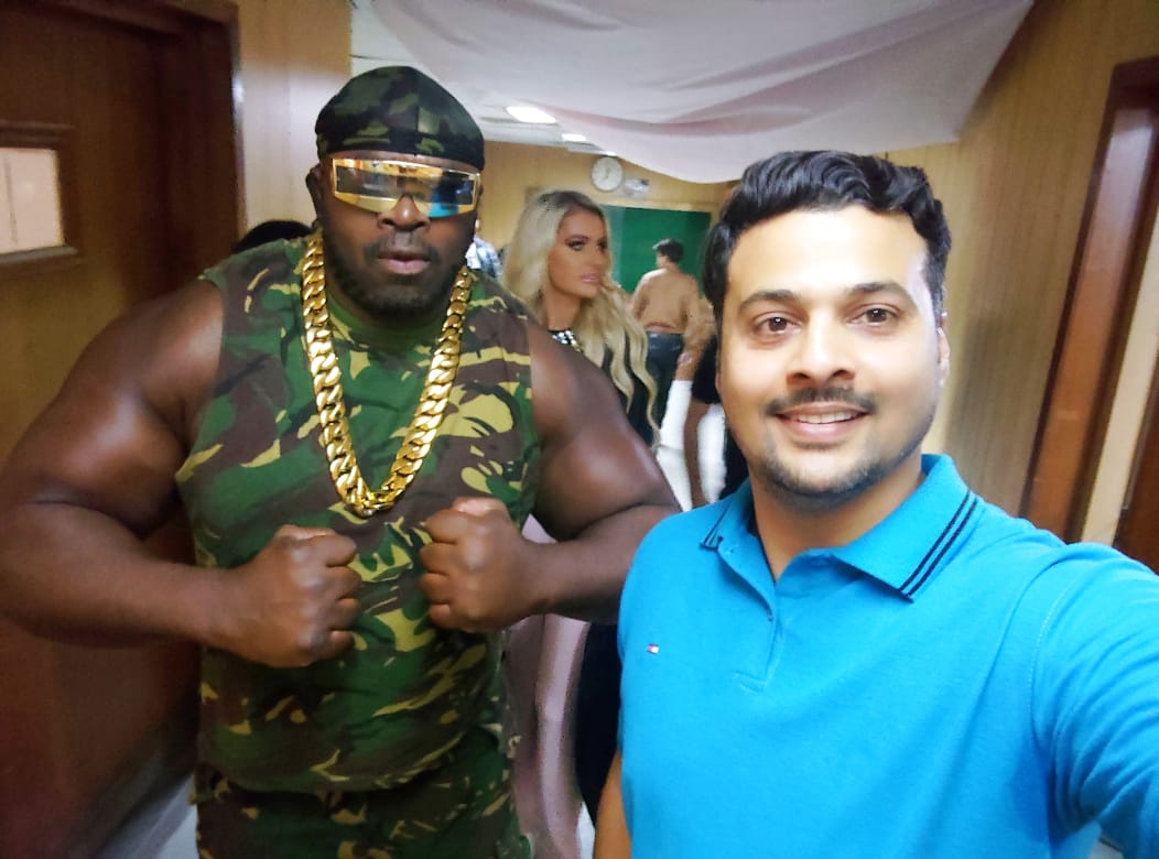 XeeshanQayyum's tweet photo. He is back again in Pakistan 💪 #TinyIron https://t.co/EsgGBc51cY