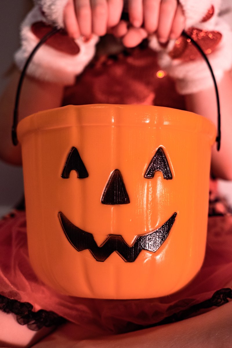 FourpointsOCC's tweet photo. Preparing for our favorite part of the season, Trick or Treating!! Grab your little ones and check out the Halloween Party at Walt Disney World, only minutes from us for  lot's of candy and trick or treating!! https://t.co/DKXpZ604Jr
