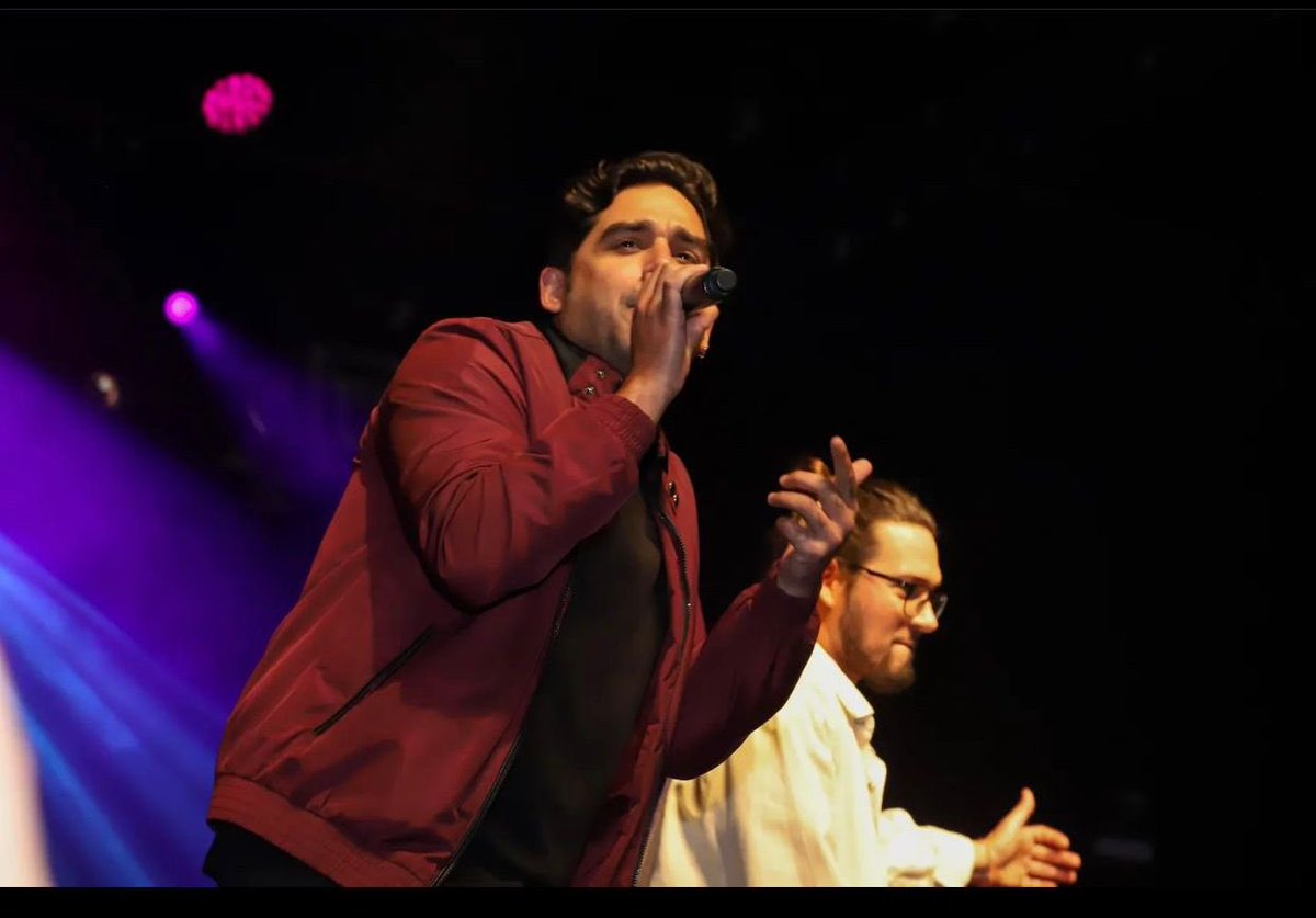 PremioJovem's tweet photo. Eles tem muita atitude! Apresentação do @atitude67 agitou a galera no #SuperPJB 🏆🎤🎧#PJB2022 https://t.co/7fayHS7Ggp