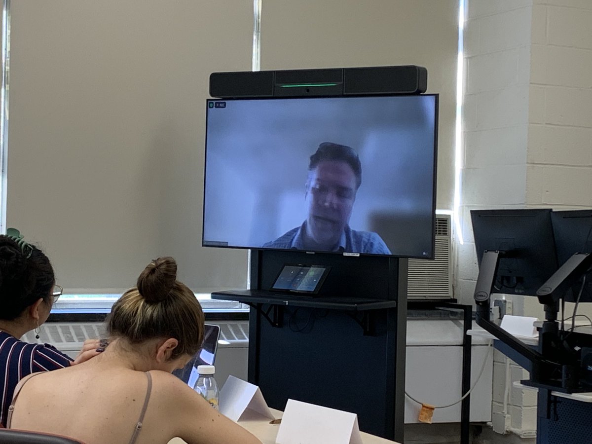DavidNCassuto's tweet photo. Great guest lecture to my animal law class from the inimitable Carter Dillard ⁦@FairStartOrg⁩ ⁦@PaceEnviroLaw⁩ #animallaw https://t.co/hF4BZB2ZBl