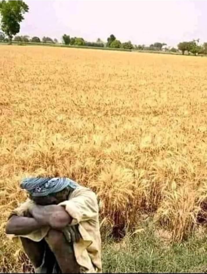 بے حسی کی دنیا میں  " دو" سوال  میرے بھی
کس طرح  جیا جائے؟  کس  لیے  جیا جائے؟