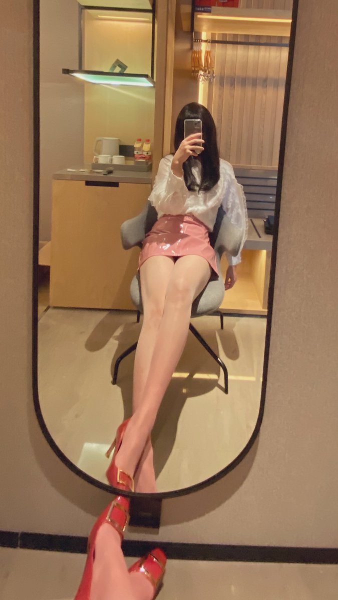 失败的搭配。。

#女装子 #女裝子 #男の娘 #crossdress #Sissy #伪娘 #偽娘 https://t.co/BTQpFF5eQx