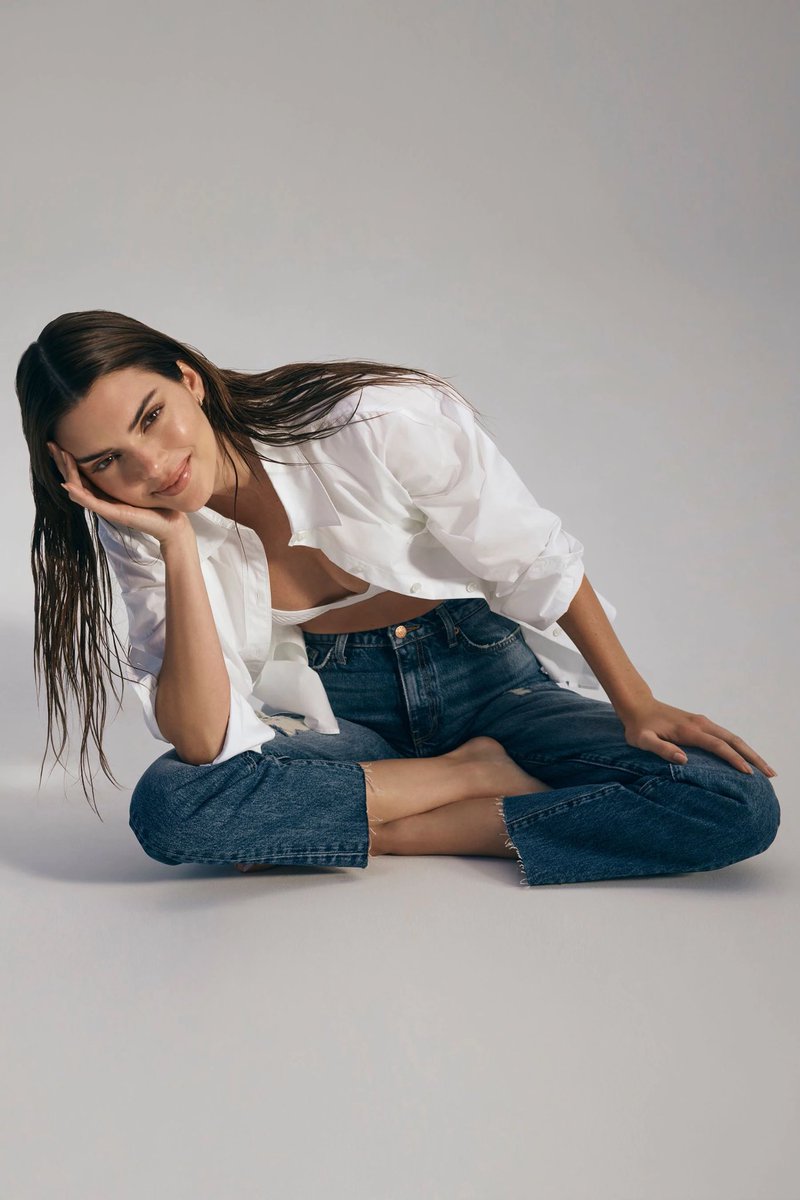 envykendall's tweet photo. kendall jenner for own denim https://t.co/uSW2BqEAGl