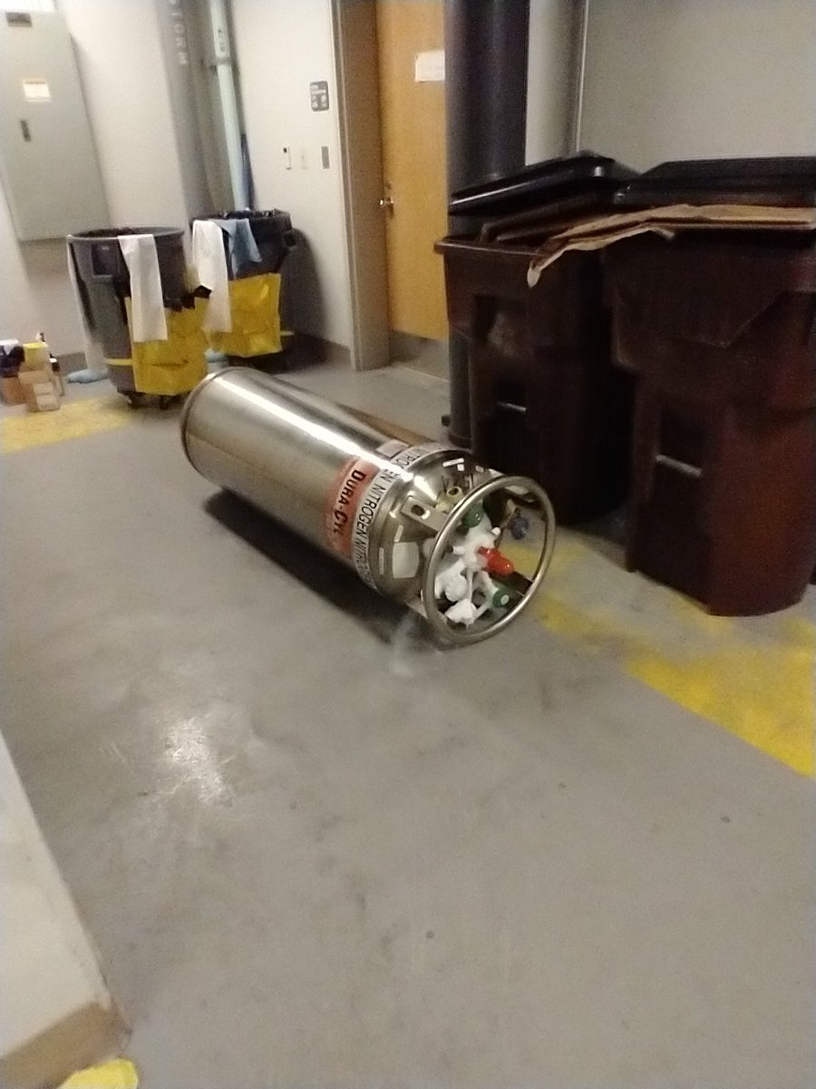 SeanFromSkyrim's tweet photo. Not someone knocking over a 400 lb nitrogen tank and not telling anyone to point it is legitimately freezing the floor to -320F https://t.co/9lI3GvKWMb