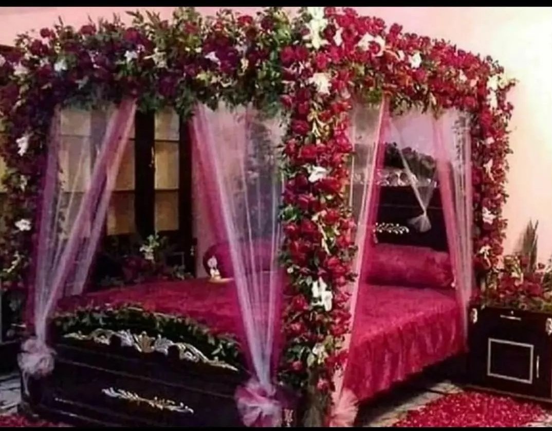 am_shezan's tweet photo. IS MACCHAR DAANI MAI SONEY KI TAMMANNA BOHOT SAALO SE HAI.. https://t.co/NNcmr3wEgh