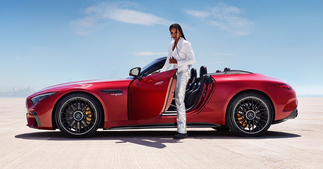 MB_StarHaus's tweet photo. Mercedes-AMG SL, pondrá una sonrisa en tu rostro y el viento en tu cabello de la forma más emocionante posible.
#TheStarIsReborn #FactorAMG #MercedesAMG
https://t.co/XwzvC7rza3 https://t.co/N8yqn4xujU