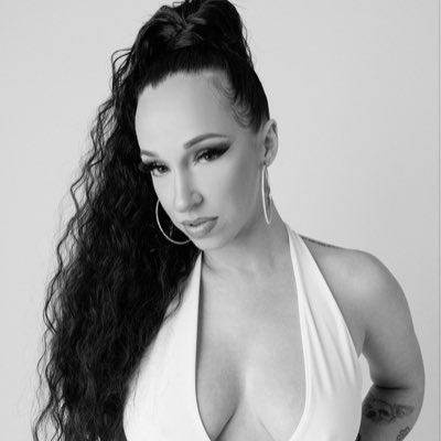 Jada Stevens on Twitter: "#NewProfilePic https://t.co/4cEawUBIXg" / Twitter