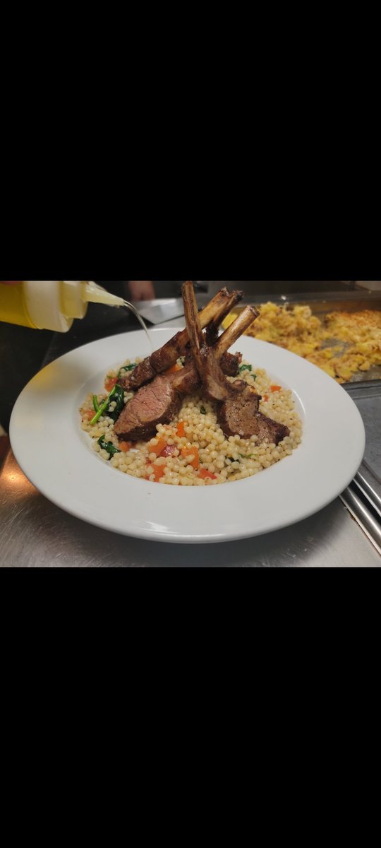 Xetho0's tweet photo. Food ive made with this knife photo dump https://t.co/RKliMWVqcY
