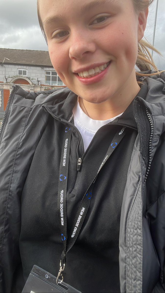 hobin_z's tweet photo. Super proud of my Megan ❤ Apprentice at Newbridge school 👌 following my footsteps 👣 ❤ 💙 https://t.co/VawnVYk1r1