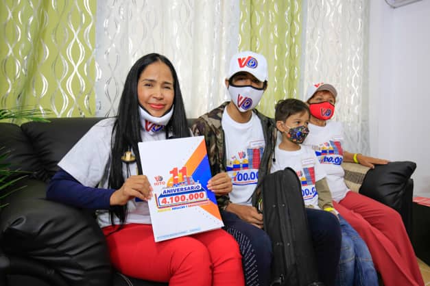 inmobiliariana_'s tweet photo. Hoy #06OCT2022 desde @inmobiliariana_ queremos celebrar los éxitos alcanzados por la #GMVV por la entrega de la vivienda 4.200.000, llevando amor y paz a su pueblo venezolano.
@NicolasMaduro
@IMVillarroel1
@Minhvi_Oficial
@delcyrodriguezv https://t.co/swhm9H8vHE