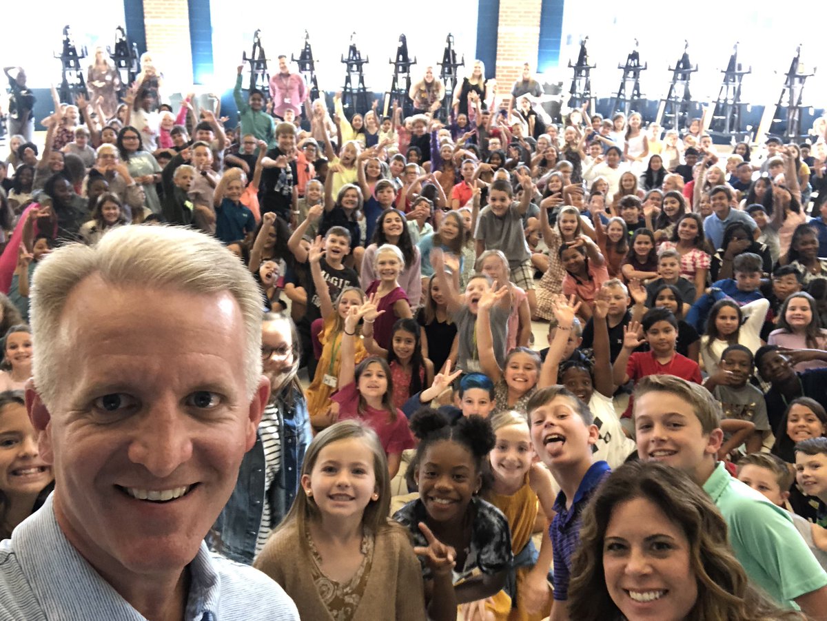 Thank you <a href="/GiaDavis8/">Gia Davis</a> and <a href="/FrenchKISD/">French Elementary</a> for having me out today to talk about the engineering design process and how it also applies to Halloween costume design! The future is bright with the Racers…these were amazing students! <a href="/KleinISD/">Klein ISD</a>