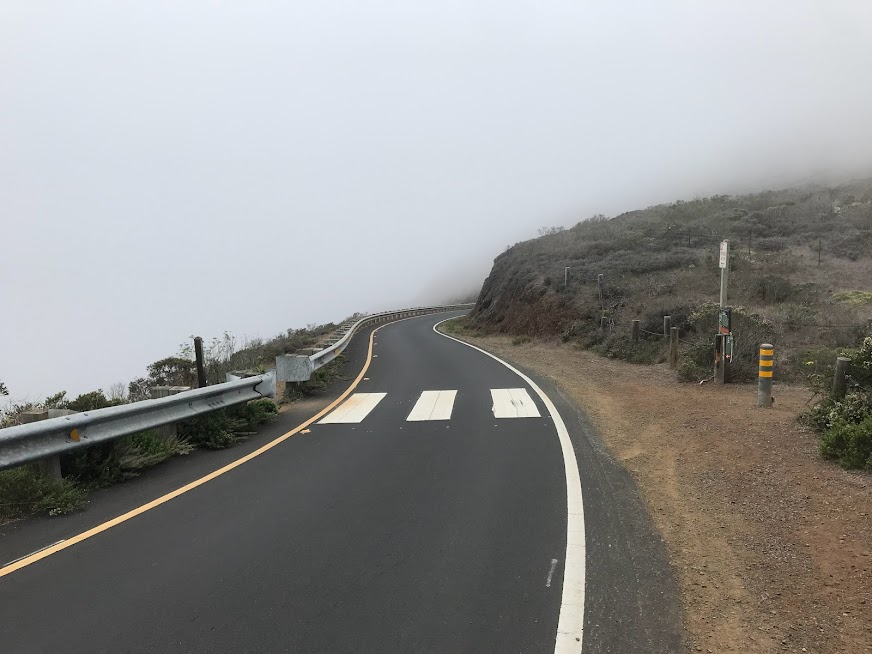 Some people think SF doesn't have seasons, but this is very clearly a fall fog and not a summer fog: