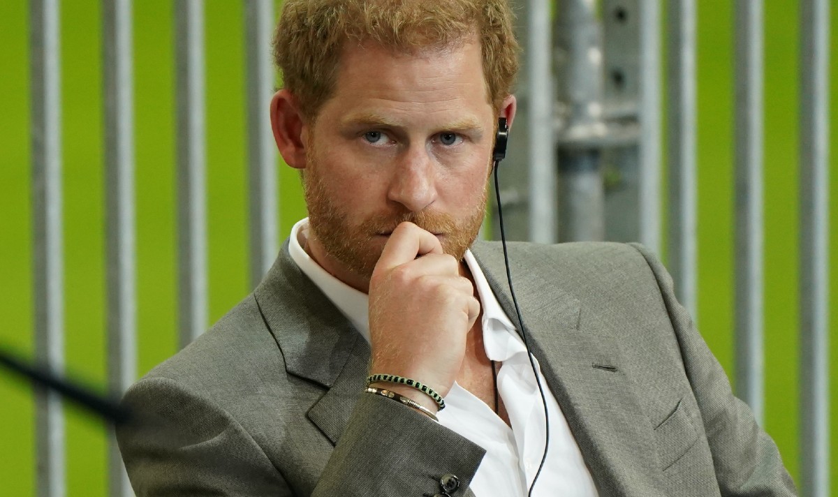 Daily Express on Twitter "Prince Harry launches legal action against