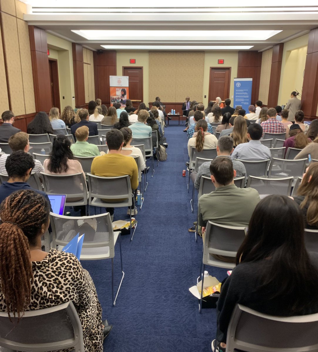 Full room at our Capitol Hill briefing today, entitled “A Turbulent World for Hunger and Malnutrition: Expert Insights from the Field,” in partnership with @IFADamericas and the Alliance @toendhunger.