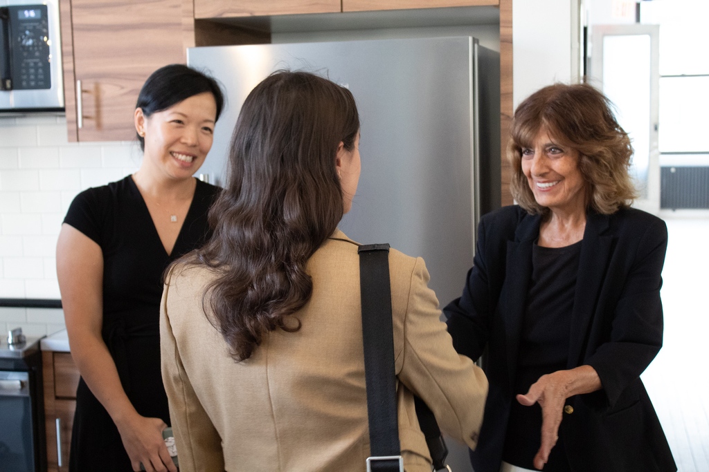 girlsincnyc's tweet photo. Thank you #JennaFagnan and @Teremana for inviting us out to your rooftop last week to celebrate partnerships with friends. Cheers to continued collaboration in inspiring New York City's girls to be strong, smart, and bold! #GirlsIncNYC #GirlsInc #StrongSmartBold https://t.co/4DoAUJhC9T