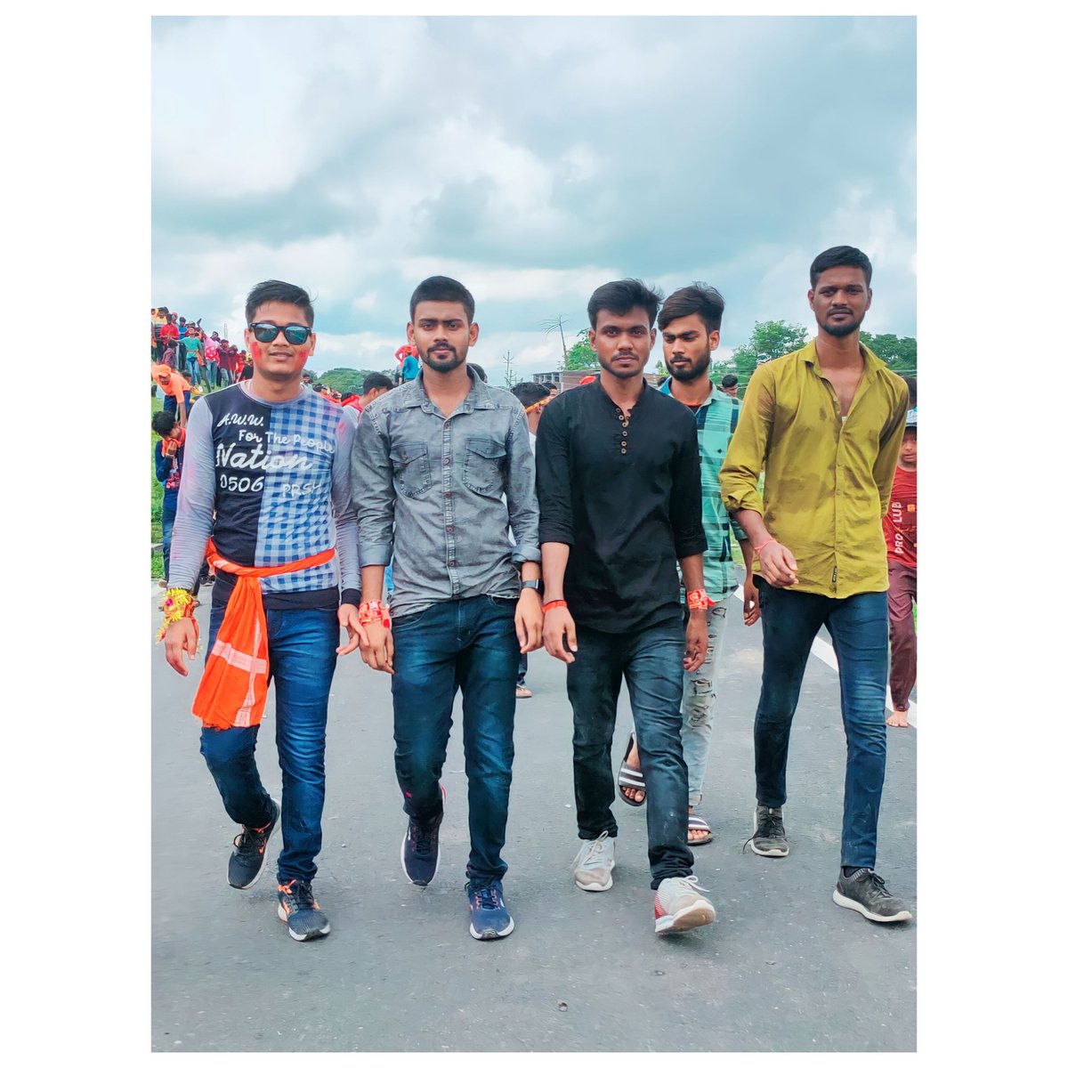 niteshmodi_'s tweet photo. #visarjan #visarjan2022 #durgapuja #dpvibes❤ #dussehra #friends #memories https://t.co/QVGfDvLxX6