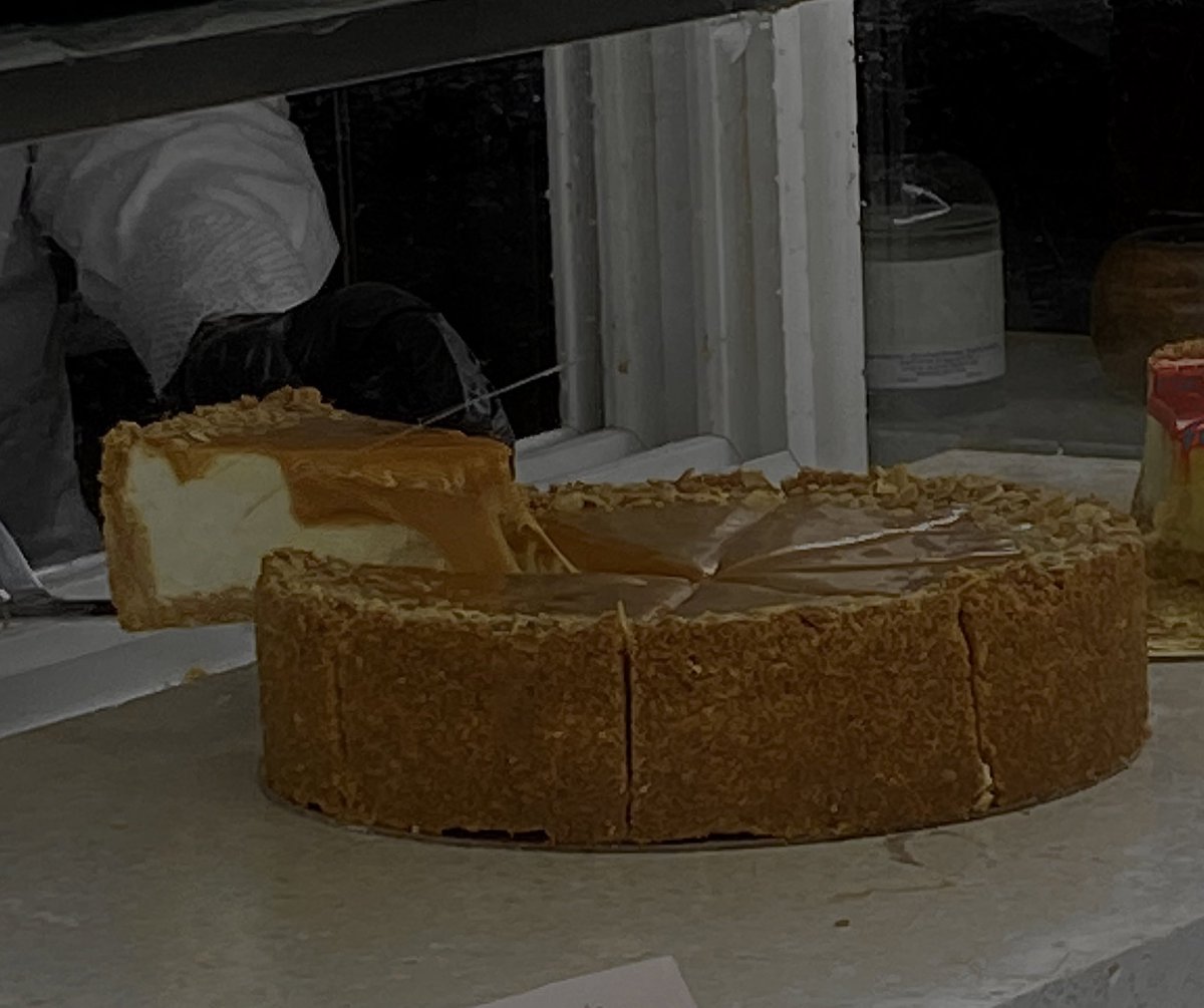 blivrr's tweet photo. Crème Brûlée Tart https://t.co/msD8ClP1lh